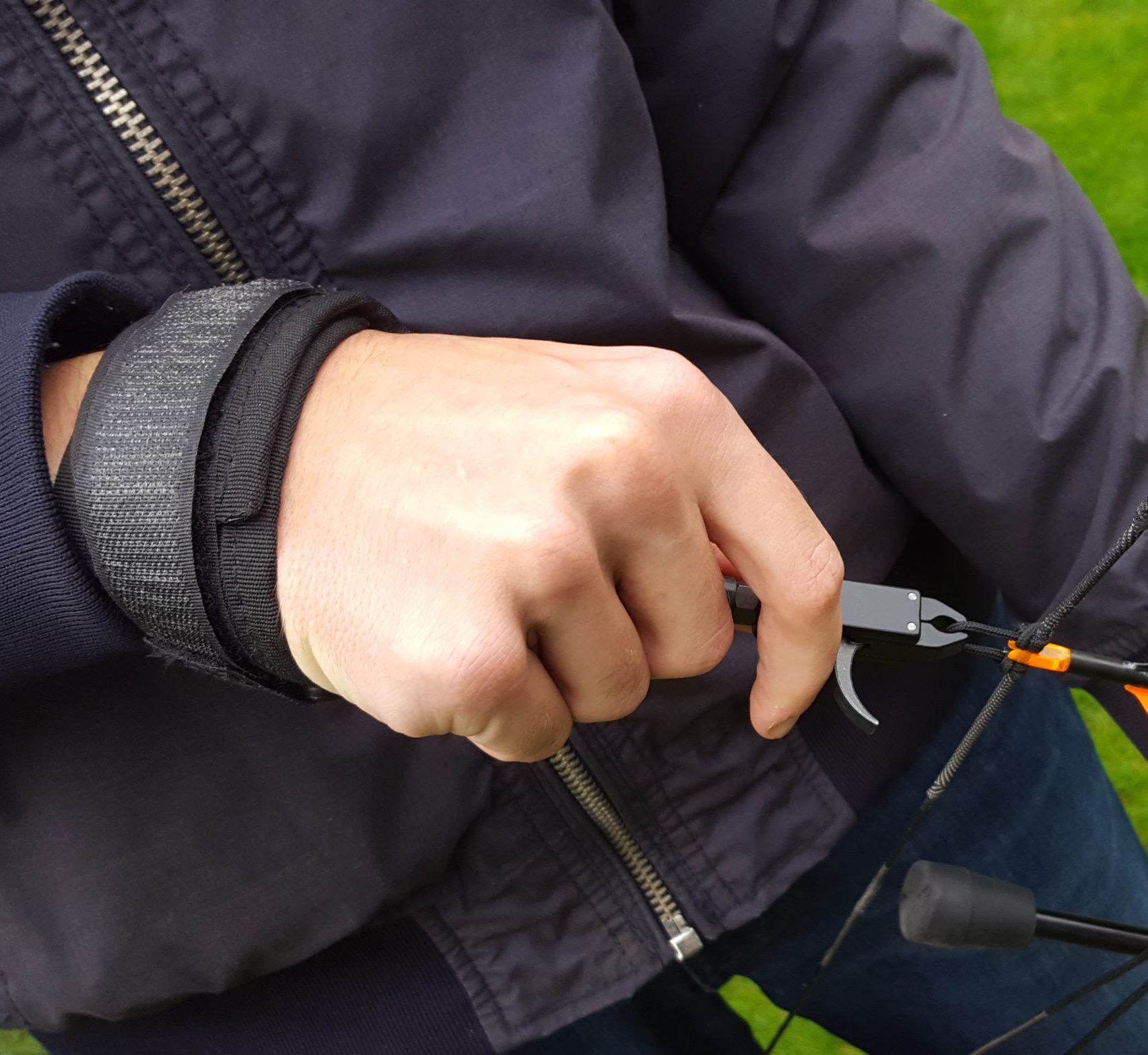 Can you shoot a recurve bow with a release? - ImproveYourArchery.com