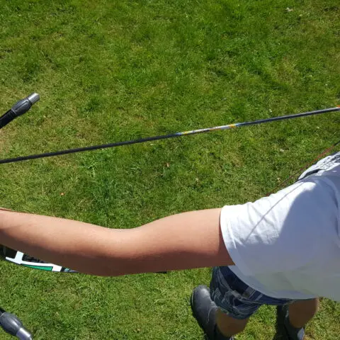 Shooting with a bent vs. straight bow arm