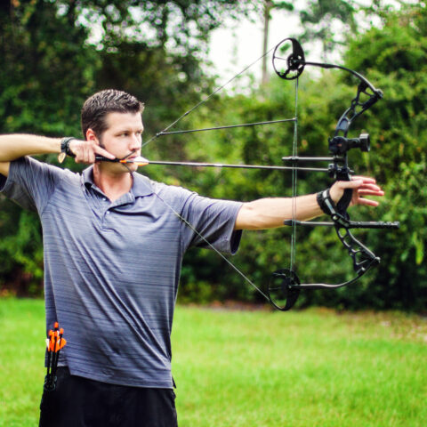 How to choose the right draw weight for your compound bow